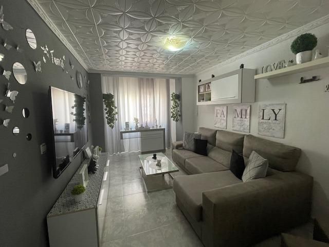 Living room of Flat for sale in Cartagena  with Storage room and Balcony