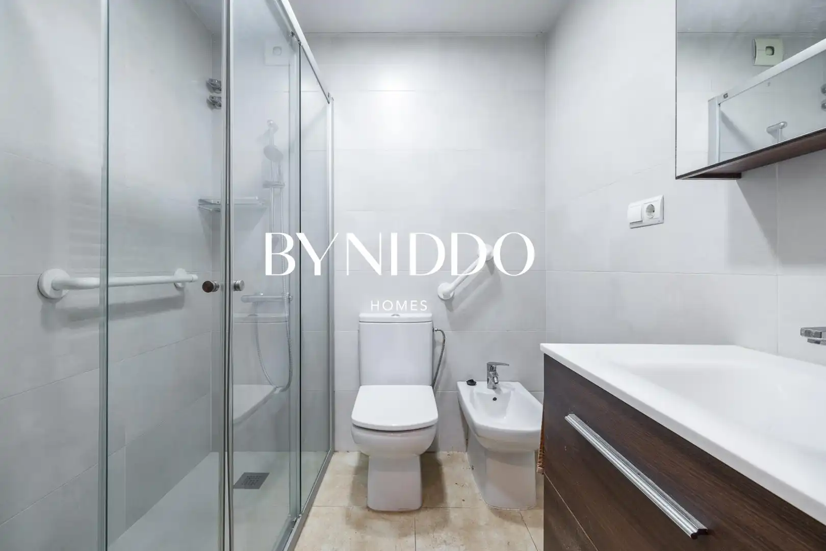 Baño de Piso en venta en Sant Cugat del Vallès con Aire acondicionado, Calefacción y Amueblado