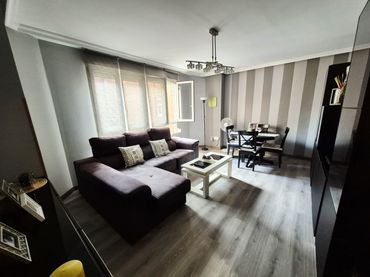 Appartamento con ascensore in vendita a Centro