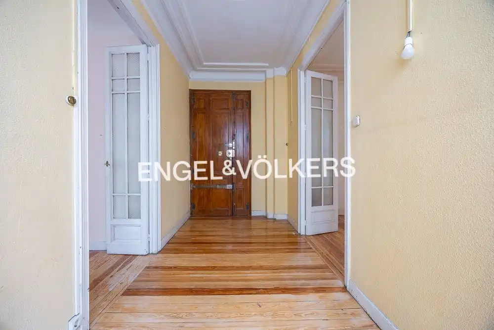 Piso en venta en Madrid con Aire acondicionado, Calefacción y Trastero