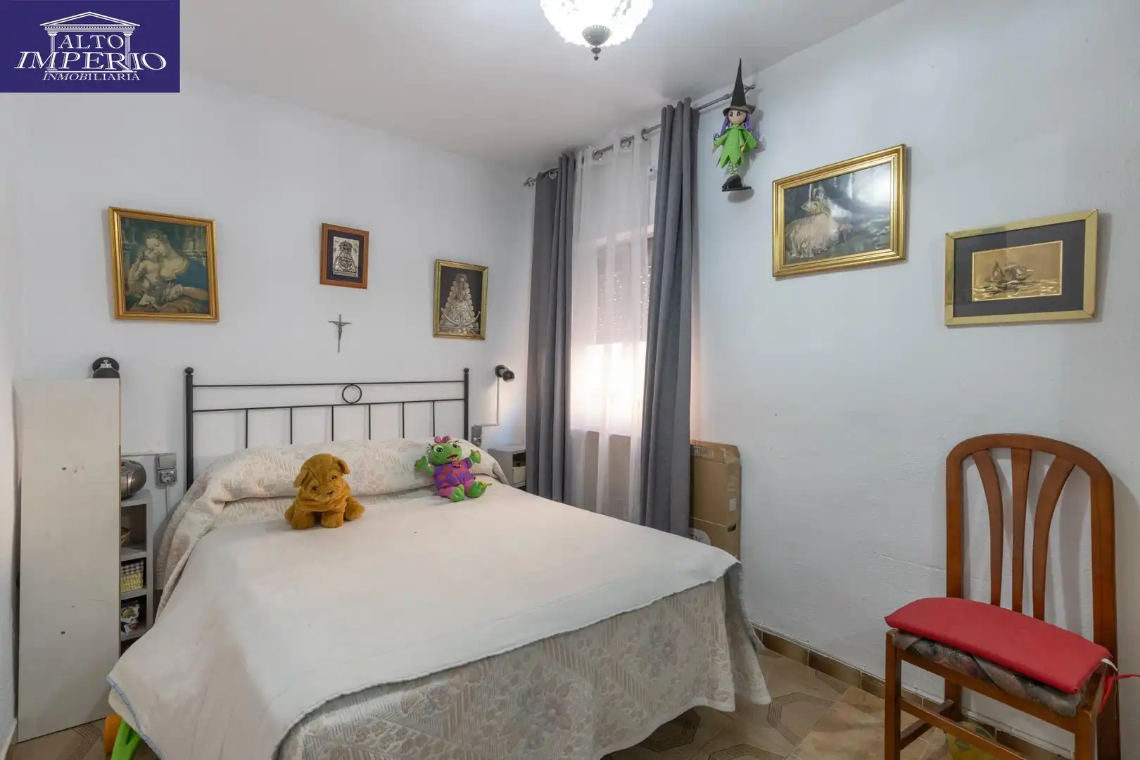 Bedroom of Flat for sale in Granada
