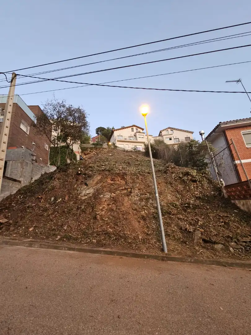 Terreno residencial en venta en Carrer Rafel Casanova 14