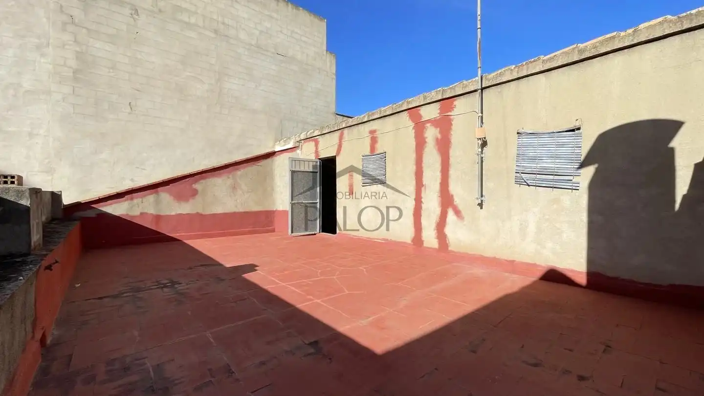 Vista exterior de Casa o xalet en venda en Carcaixent amb Terrassa i Traster
