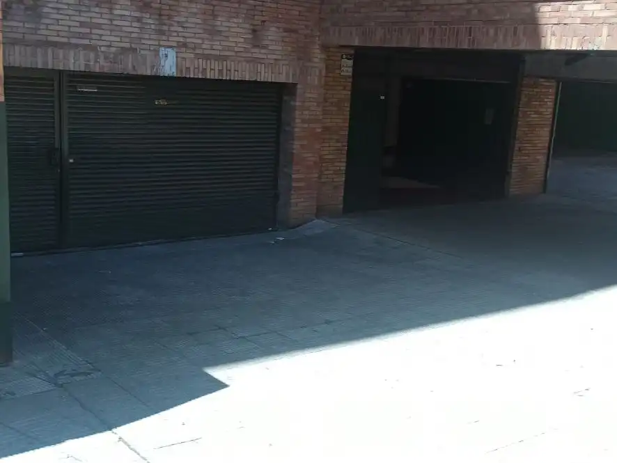 Parkplatz von Garage zur Miete in Huesca mit Alarm