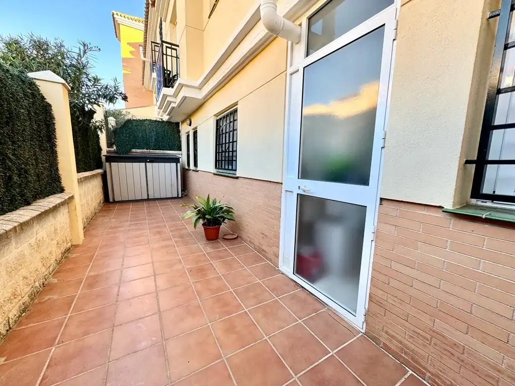 Appartement avec piscine à louer à Calle Aligustres de Baviera, imagen 22