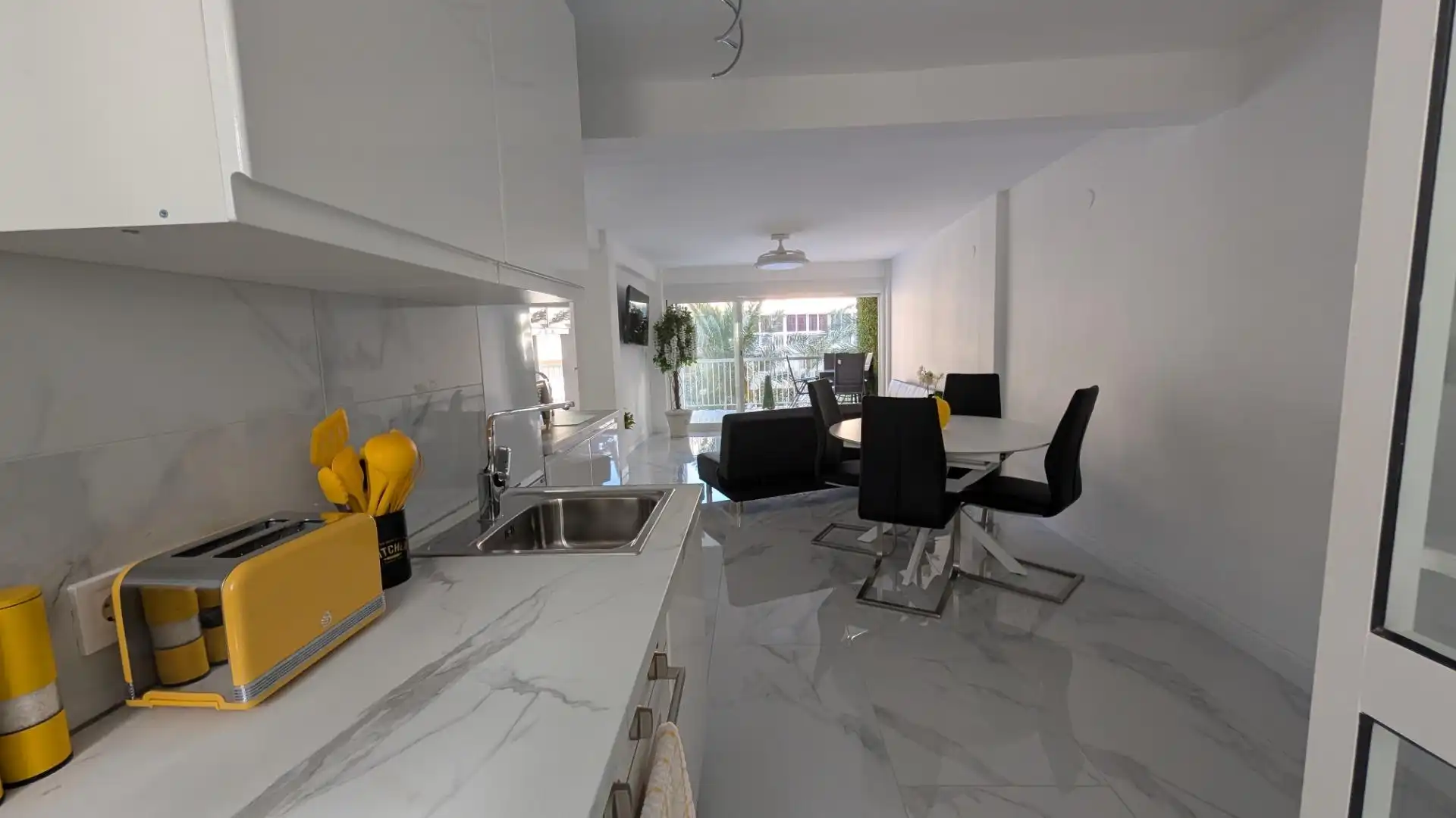 Appartamento con piscina in vendita a Rincón de Loix, imagen 2