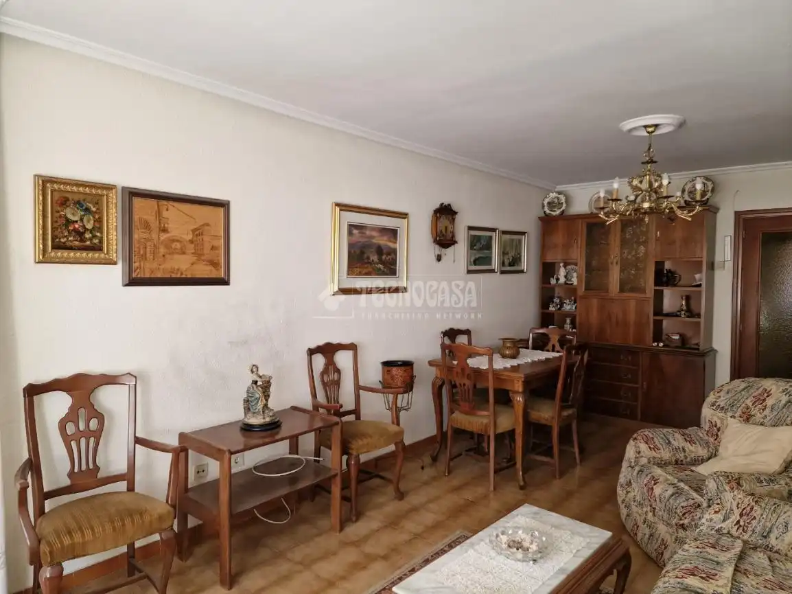 Sala de estar de Piso en venta en Huesca con Calefacción y Trastero
