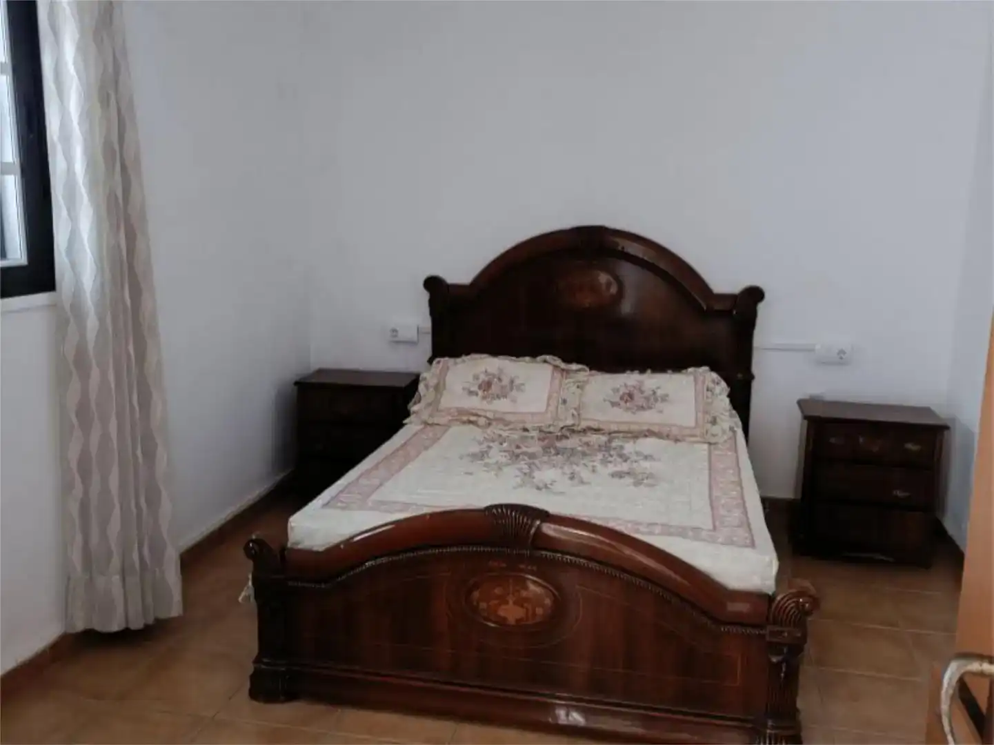 Habitación de Piso en venta en El Tanque con Balcón