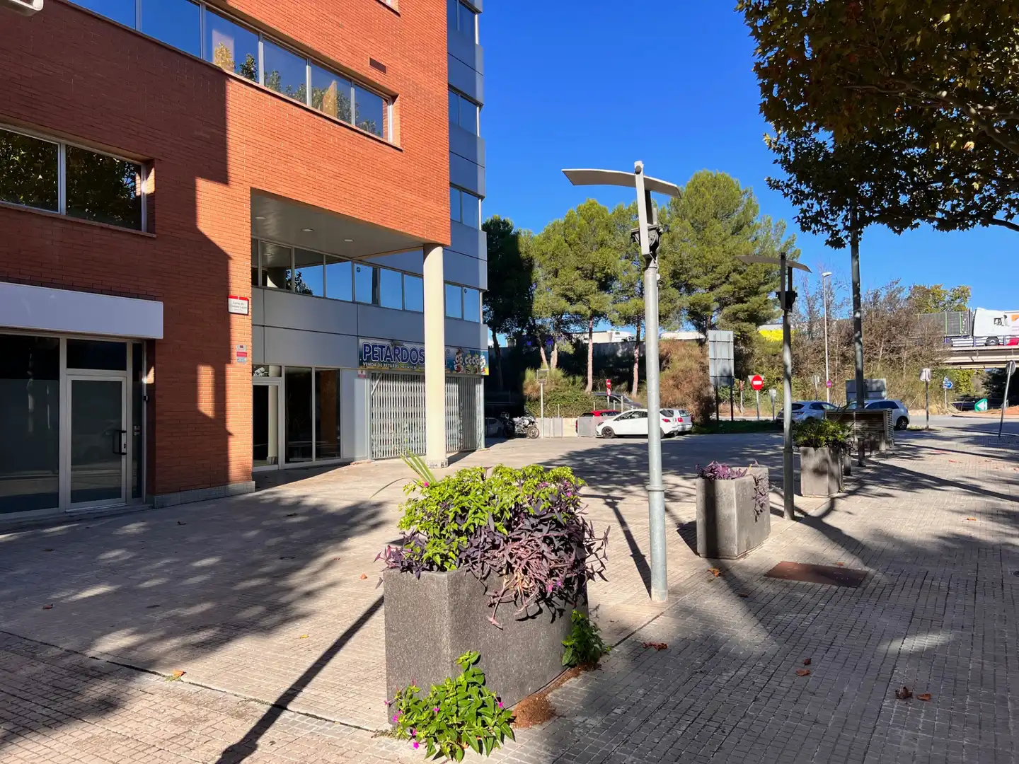 Außenansicht von Büro zur Miete in Mollet del Vallès