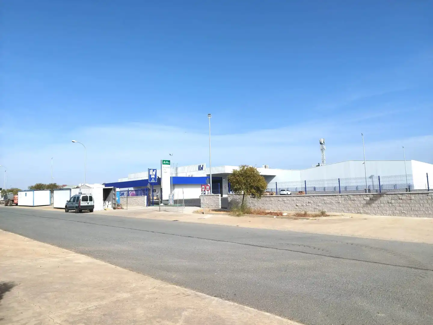 Vista exterior de Terreny industrial en venda en Lepe