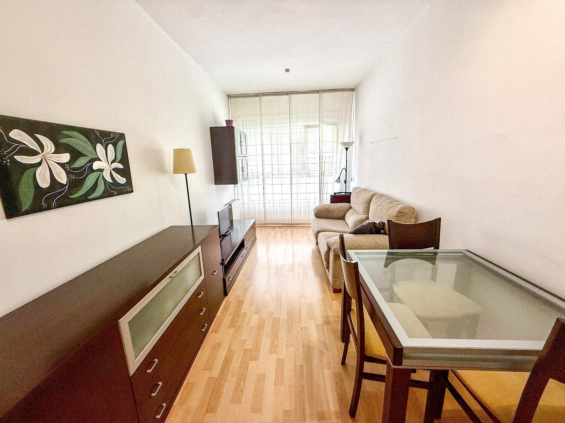 Sala d'estar de Pis en venda en  Barcelona Capital amb Calefacció i Parquet