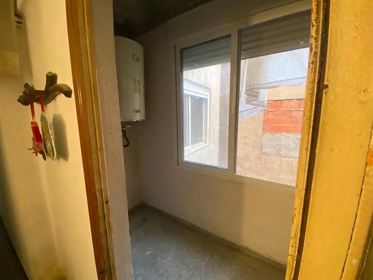 Bedroom of Flat for sale in Mislata  with Air Conditioner and Balcony