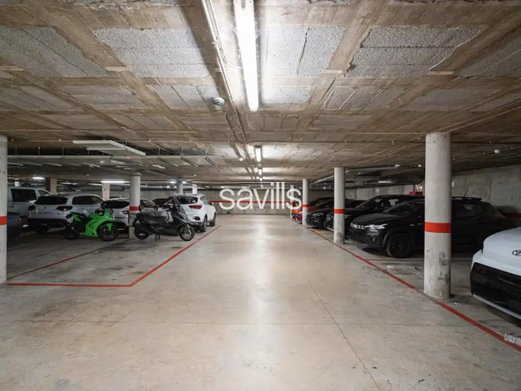 Aparcament de Apartament en venda en Montcada i Reixac