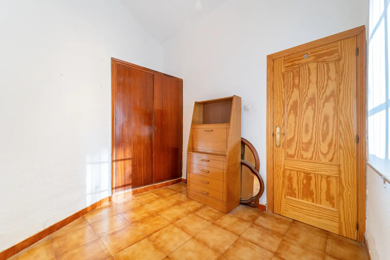 Bedroom of Flat for sale in Madrid  with Heating, Furnished and Internet