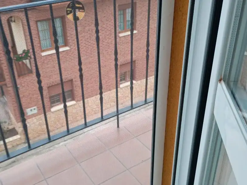 Apartment with lift for sale in Calle del Prado 8