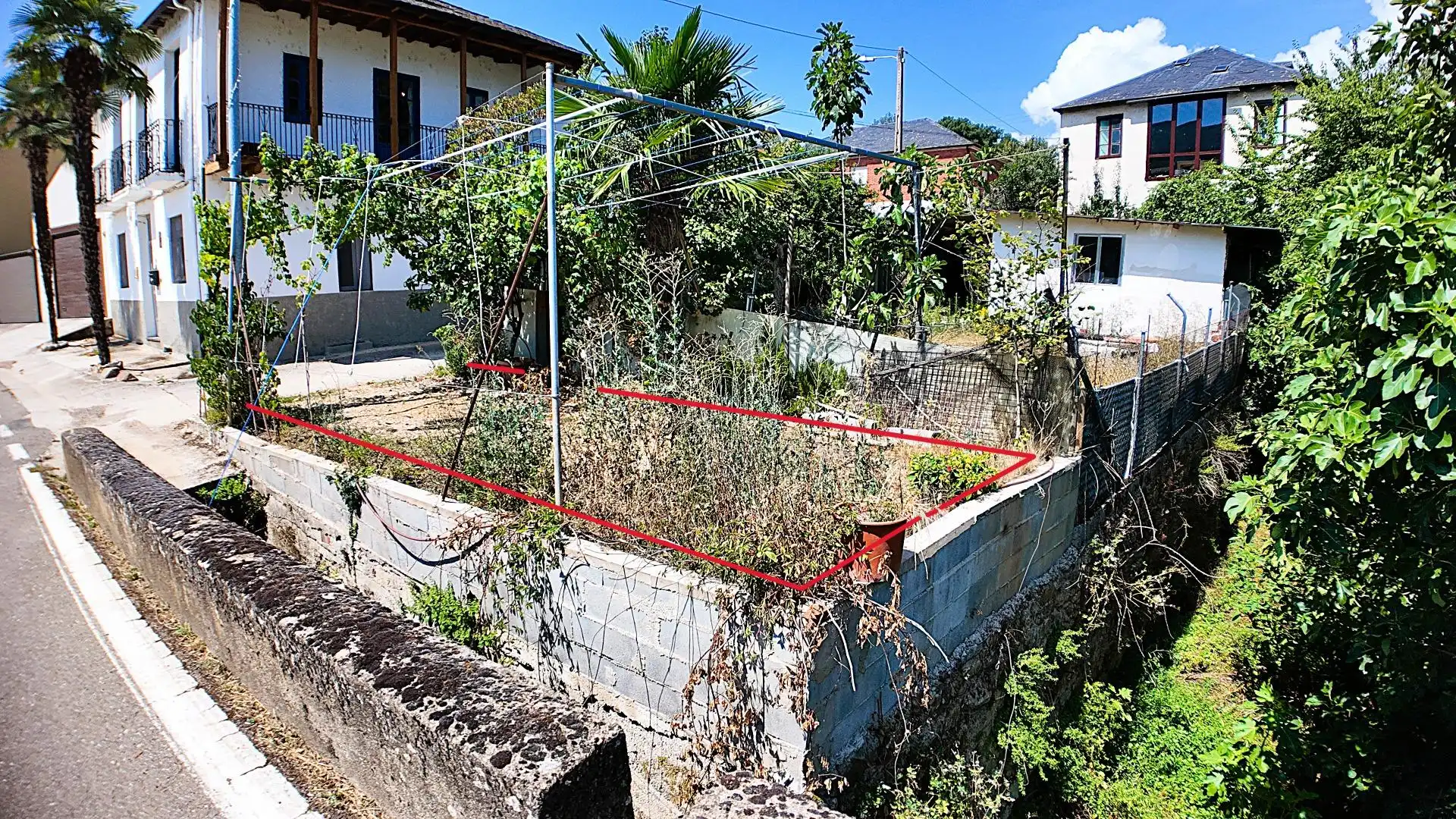 Houses for sale in Rubiá  with Heating, Private garden and Storage room