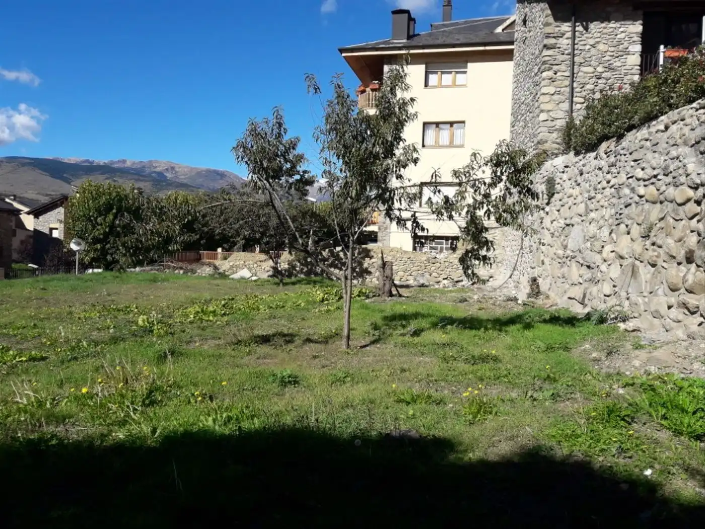 Residential land for sale in Puigcerdà, imagen 2