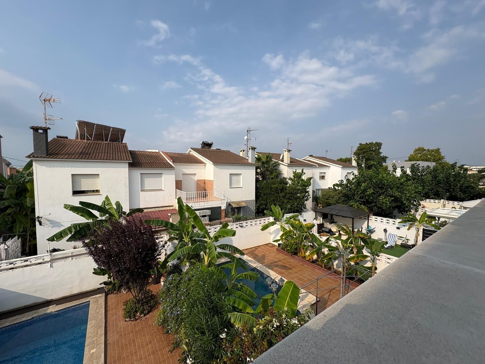 Exterior view of Single-family semi-detached for sale in Vinaròs  with Air Conditioner, Heating and Private garden