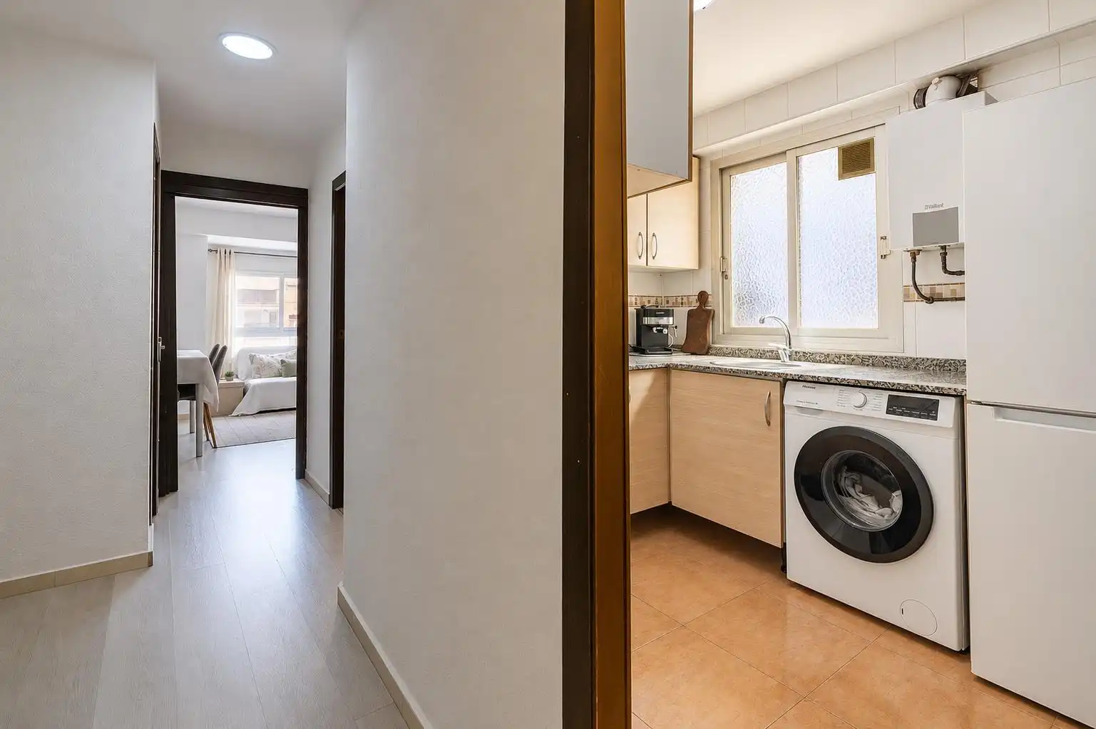 Flat for sale in Valencia  with Air Conditioner