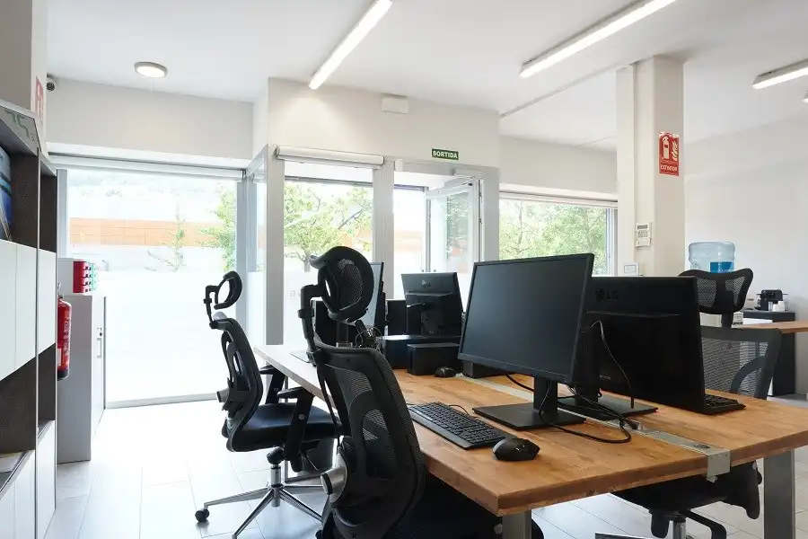 Business premises for sale in Olot, imagen 5