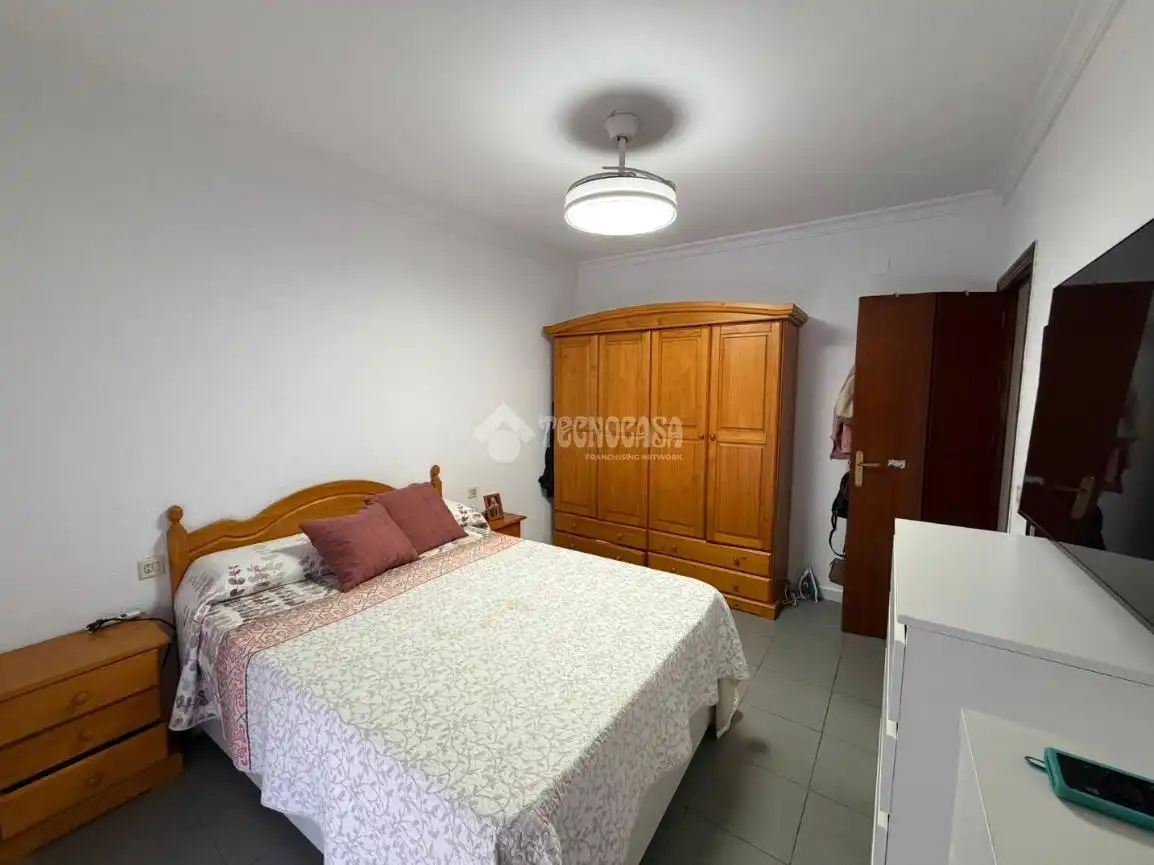 Habitación de Piso en venta en Isla Cristina con Aire acondicionado, Terraza y Amueblado
