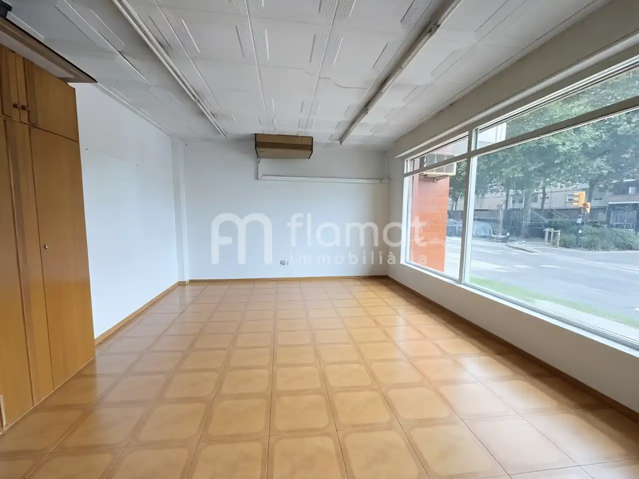 Local en venta en Blanes