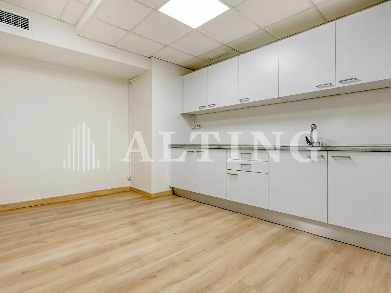 Oficina de alquiler en Barcelona con Aire acondicionado y Calefacción