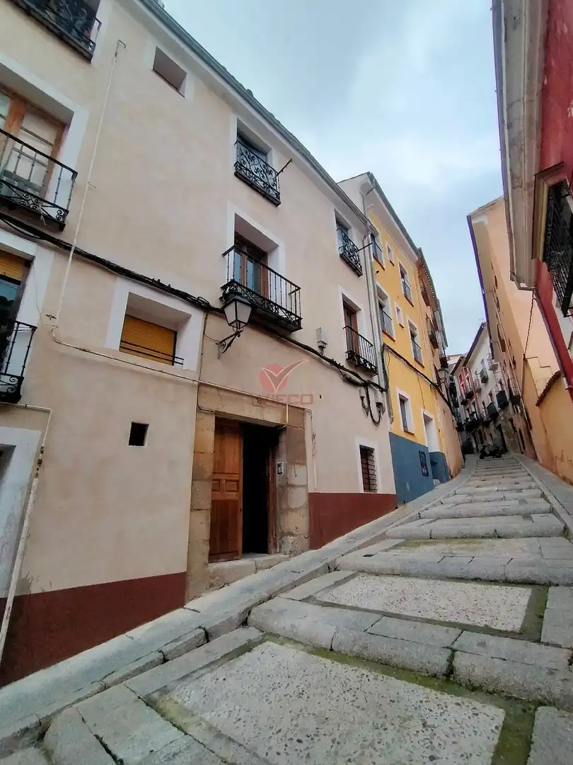 Vista exterior de Pis en venda en Cuenca amb Calefacció
