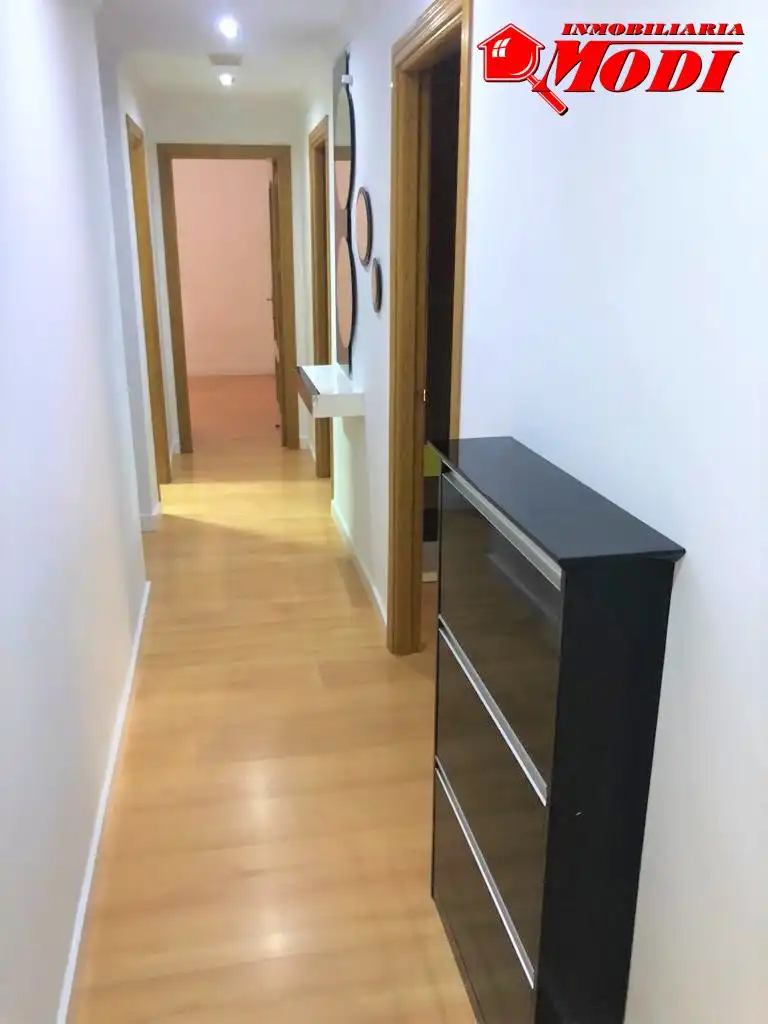 Wohnung zum Verkauf in Padul mit Klimaanlage und Balkon
