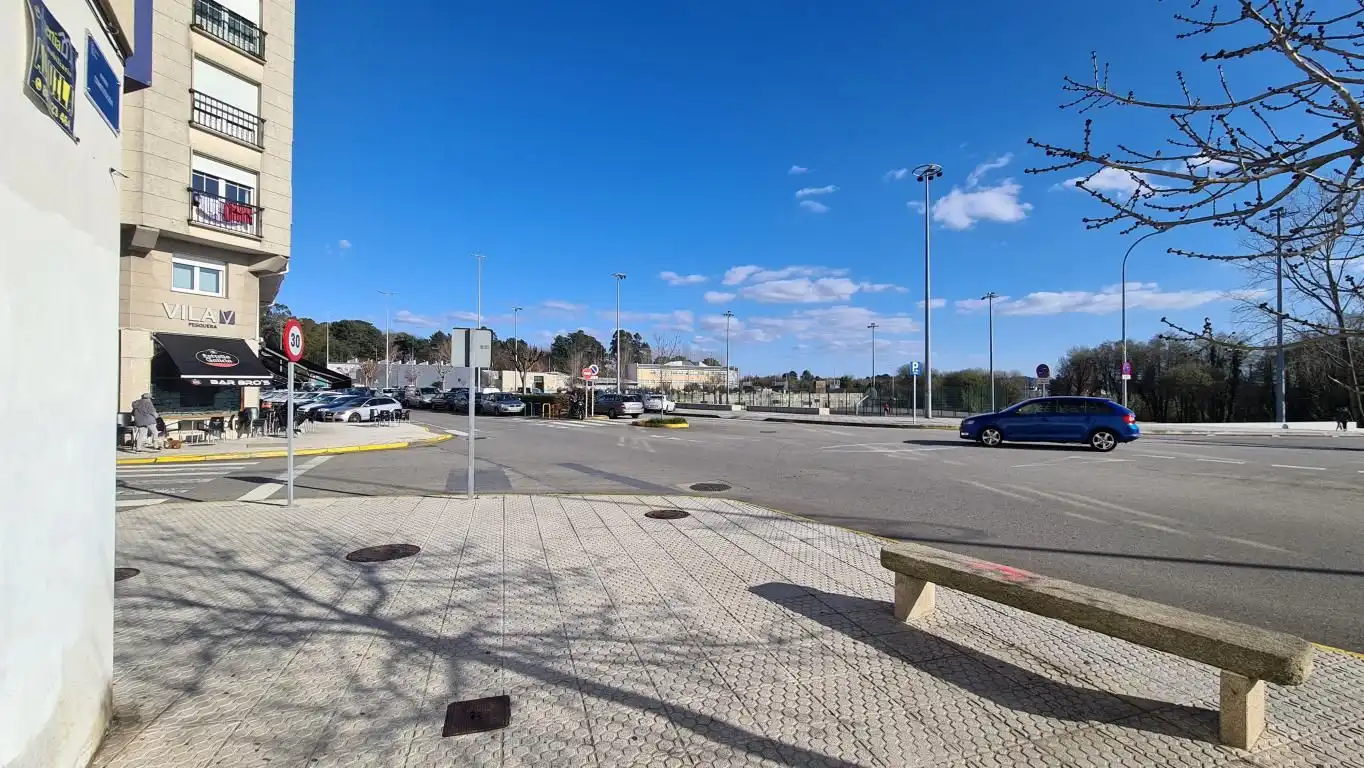 Business premises to rent in Boiro, imagen 5
