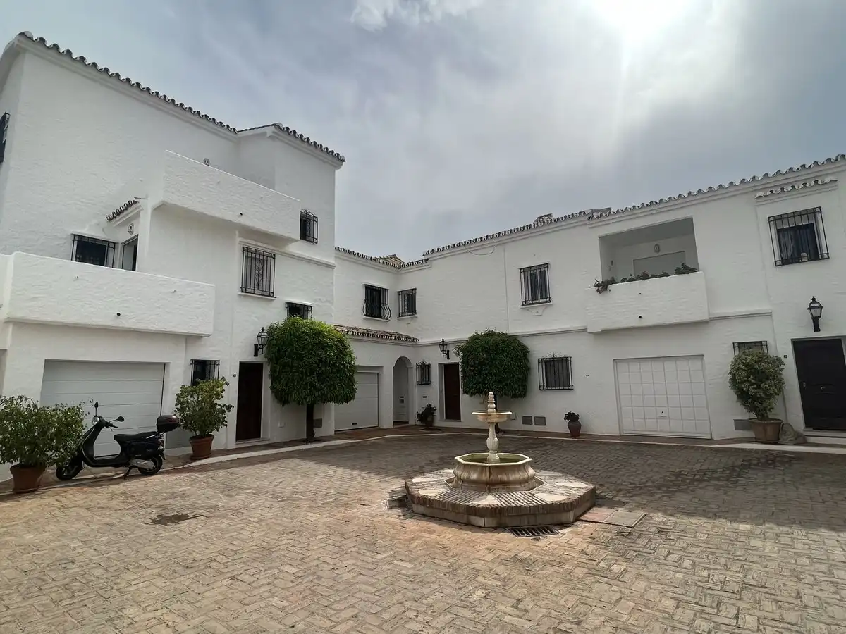 Adossat en venda a Nueva Andalucía, imagen 14
