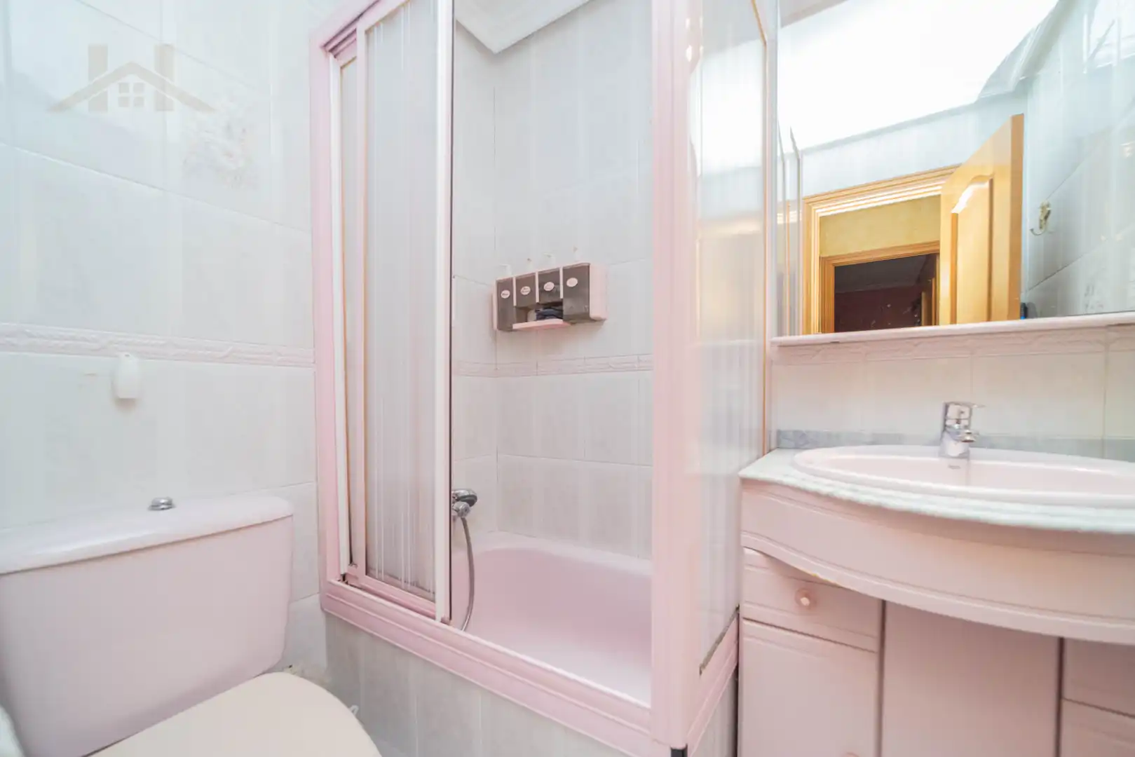 Baño de Piso en venta en San Martín de la Vega con Aire acondicionado, Calefacción y Terraza