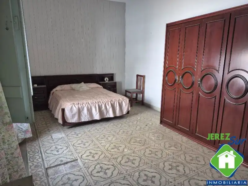 Dormitori de Casa o xalet en venda en Jerez de la Frontera amb Traster