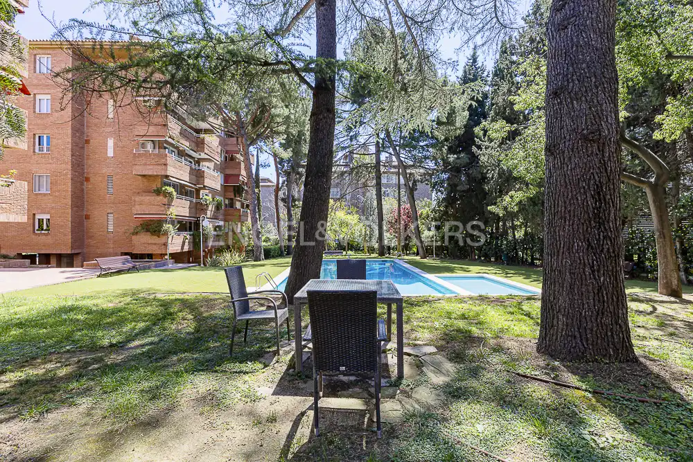 Jardín de Piso en venta en Barcelona con Aire acondicionado, Calefacción y Parquet