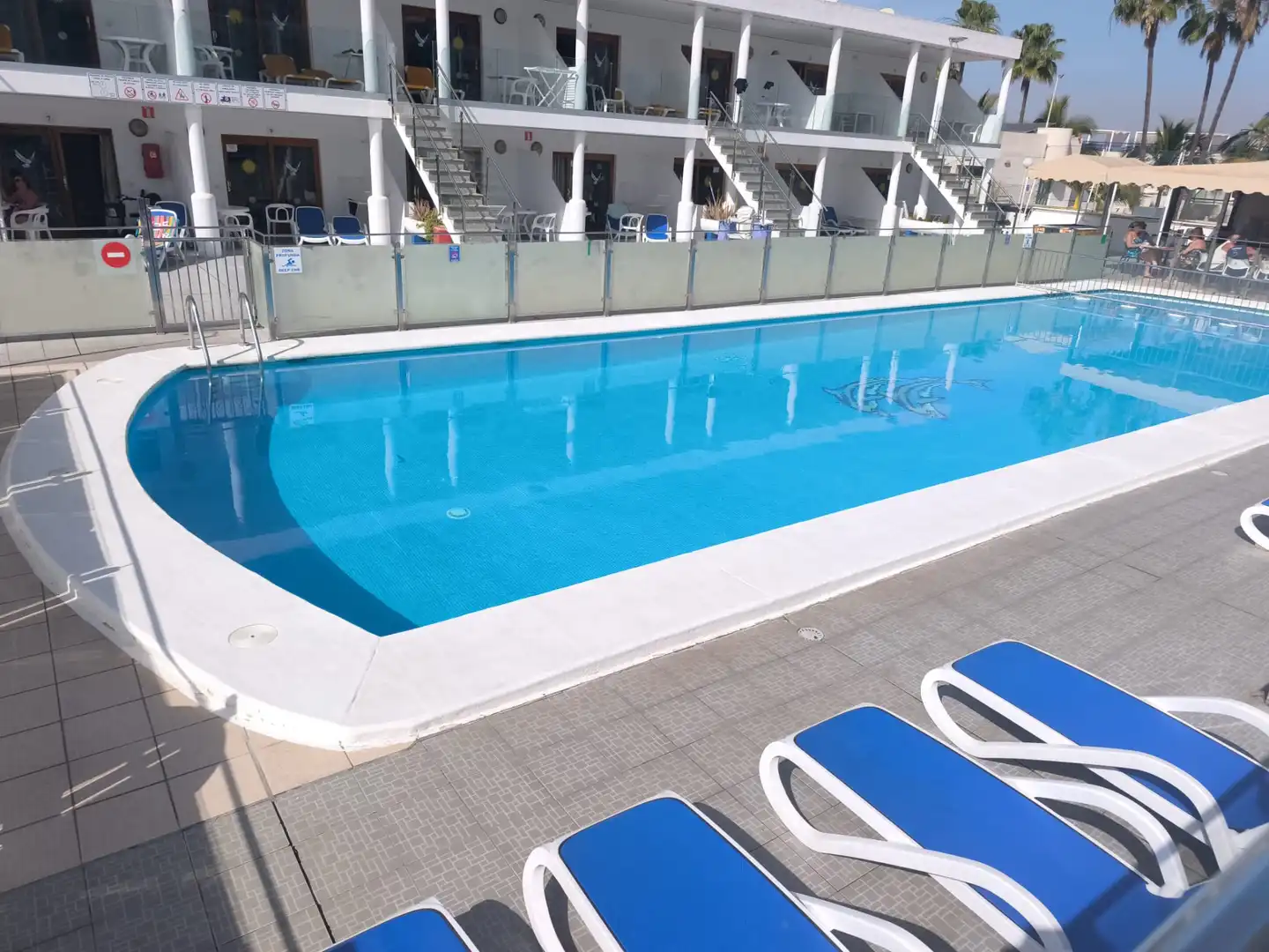 Schwimmbecken von Gebäude zum Verkauf in Mogán mit Alarm und Gemeinschaftspool