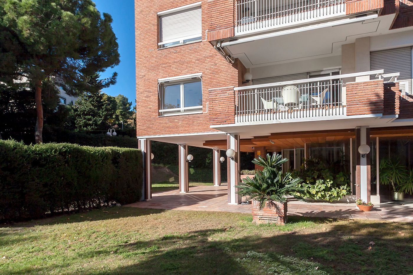 Vista exterior de Pis en venda en  Barcelona Capital amb Aire condicionat, Calefacció i Parquet