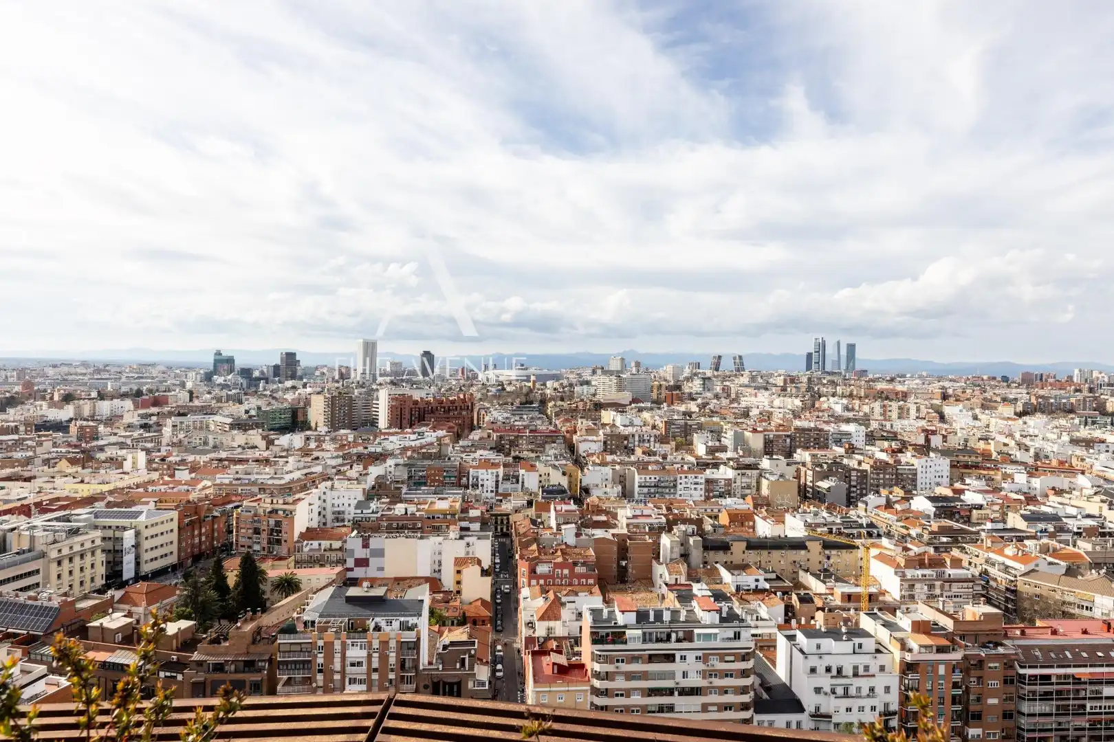Vista exterior de Piso en venta en Madrid con Aire acondicionado, Calefacción y Jardín privado