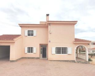 Vista exterior de Casa o xalet en venda en Mazarrón amb Jardí privat, Terrassa i Traster