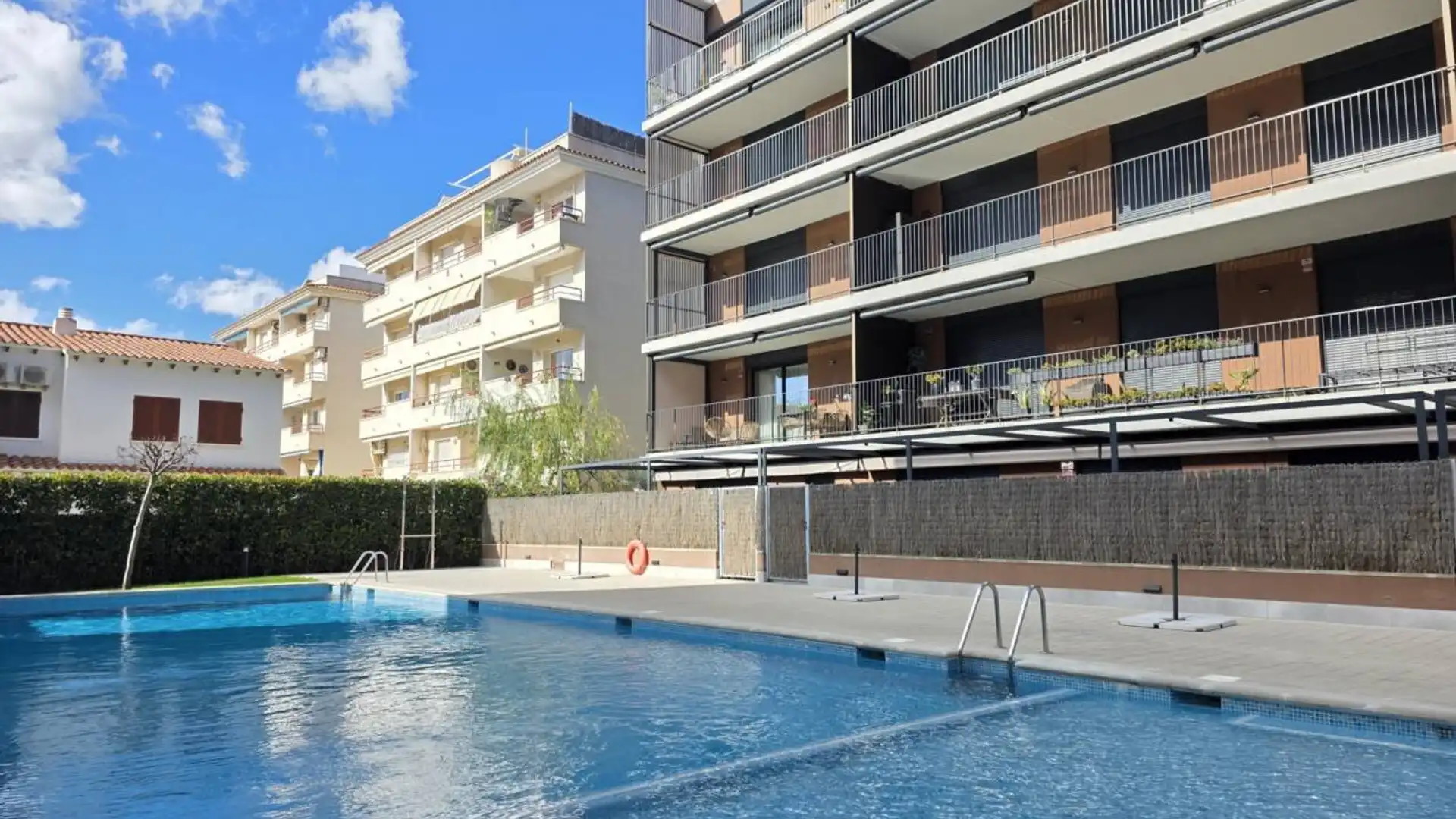 Piscina de Ático en venta en Calafell con Aire acondicionado, Calefacción y Terraza