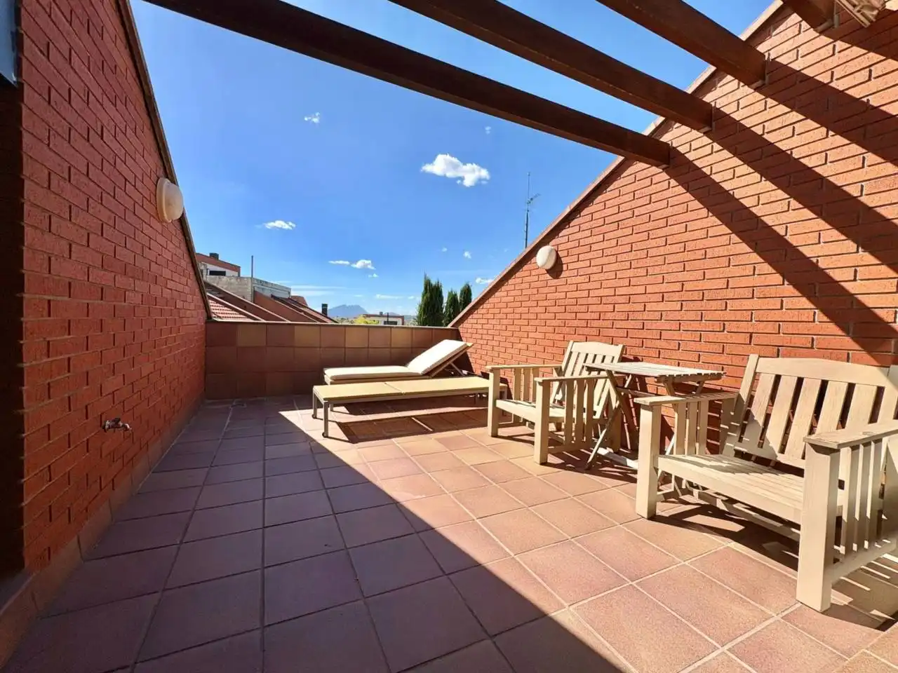 Terrace of Houses for sale in Sant Cugat del Vallès  with Air Conditioner, Heating and Private garden