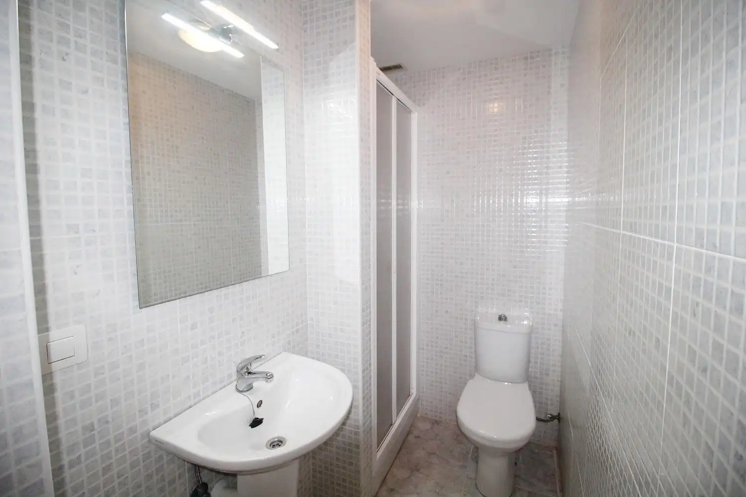 Baño de Piso de alquiler en Oropesa del Mar / Orpesa con Aire acondicionado, Terraza y Amueblado