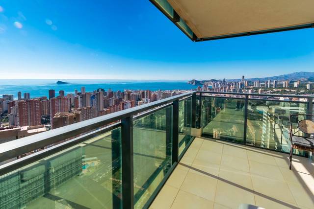 Apartamento en Alquiler en Avenida Municipi, 14 en Juzgados - Plaza de Toros