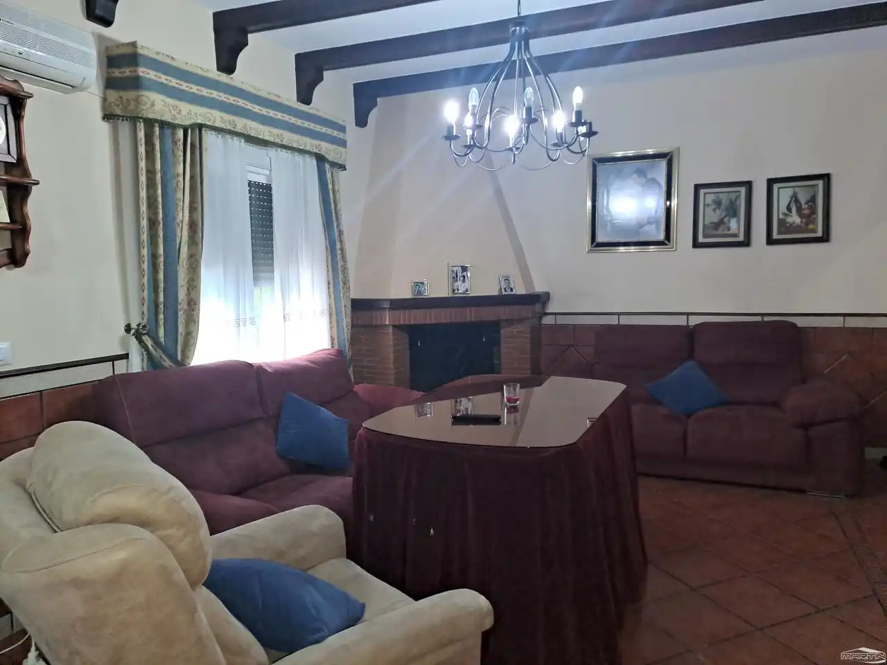 Sala de estar de Casa o chalet en venta en Lucena con Piscina