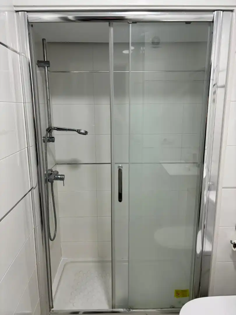 Flat for rent in Calle Heliodoro Rodríguez López, 26, La Salle - Cuatro Torres