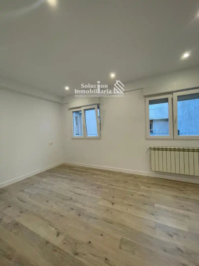 Schlafzimmer von Wohnung zum Verkauf in Salamanca mit Heizung, Terrasse und Balkon