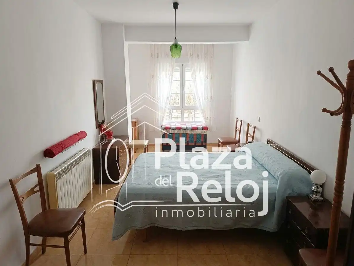 Dormitori de Pis en venda en Talavera de la Reina amb Aire condicionat, Calefacció i Terrassa
