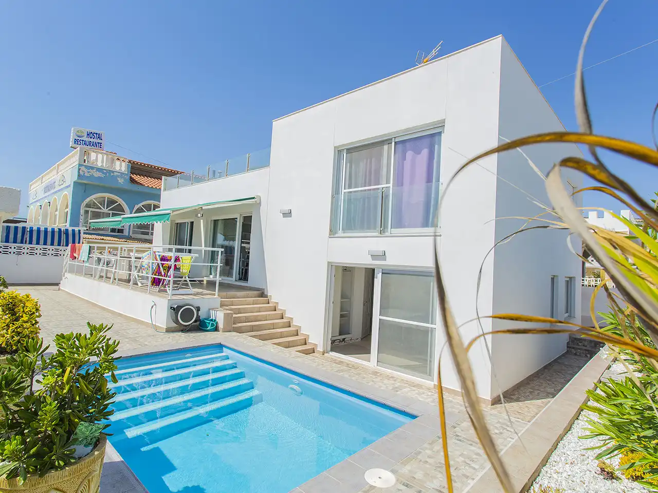 Casa amb piscina en venda a La Mata, imagen 3