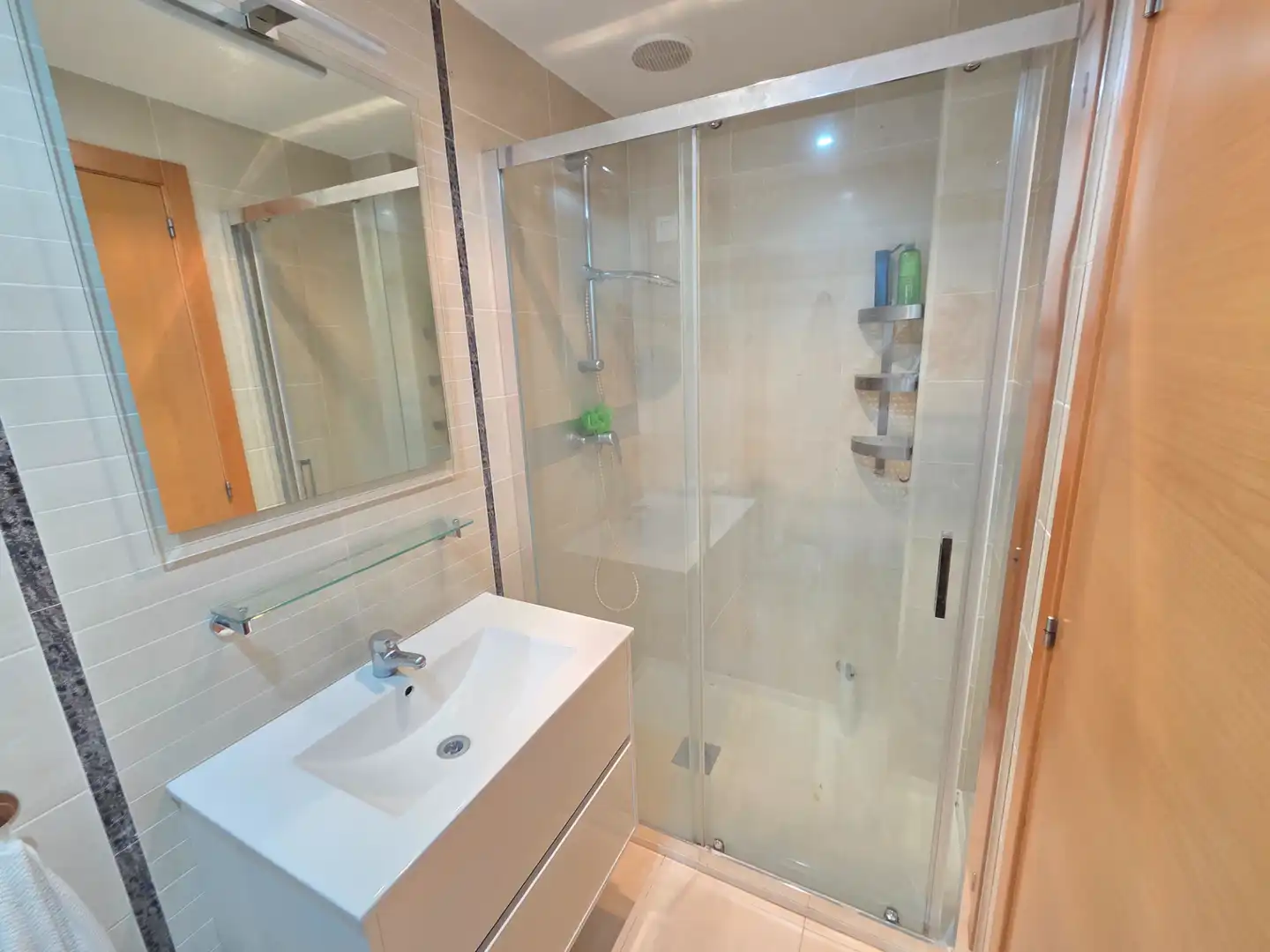 Badezimmer von Wohnung zum Verkauf in Barreiros mit Terrasse, Möbliert und Gemeinschaftspool