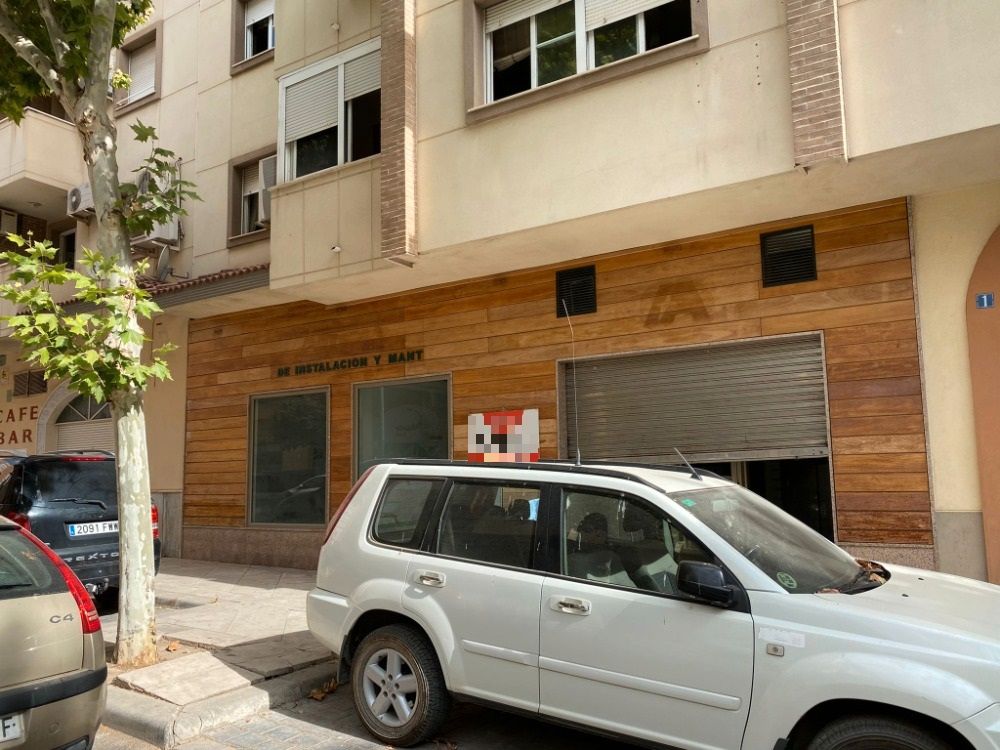 Exterior view of Premises for sale in  Jaén Capital