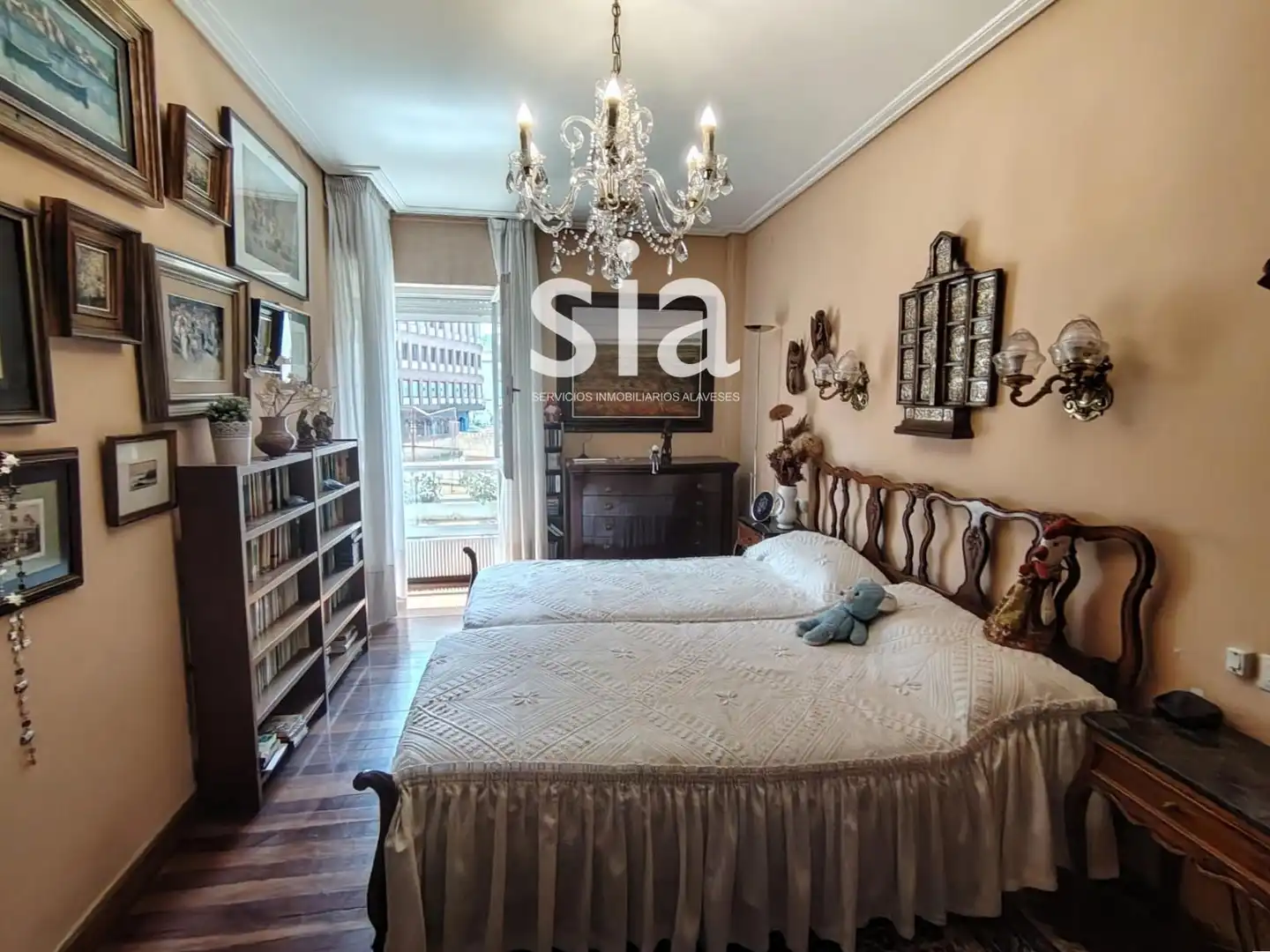Schlafzimmer von Wohnung zum Verkauf in Vitoria - Gasteiz mit Heizung, Abstellraum und Möbliert